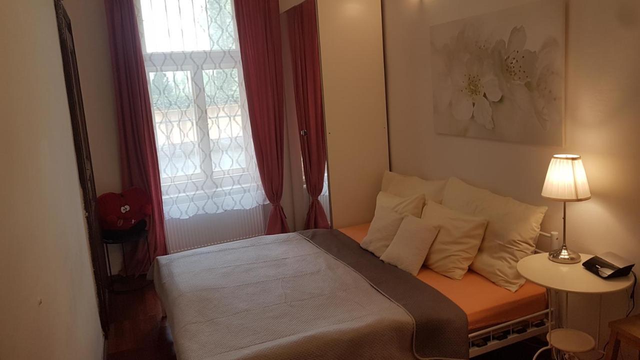 Apartment Family Flat 120M2, Praha 2 Vinohrady *