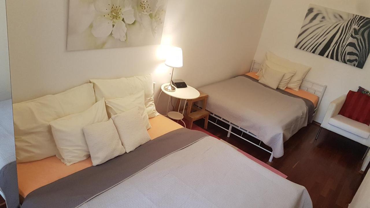 Family Flat 120M2, Praha 2 Vinohrady Apartment