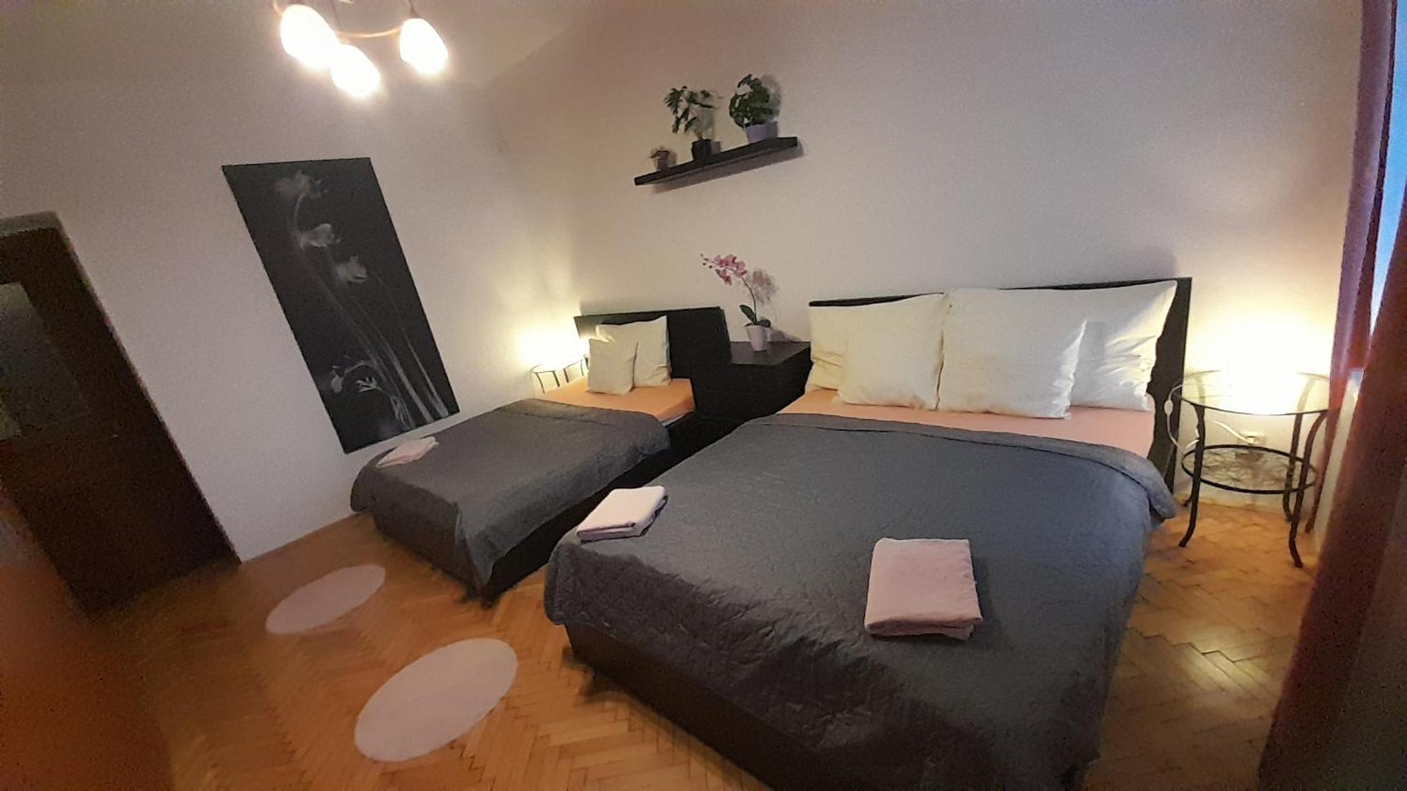 Family Flat 120M2, Praha 2 Vinohrady Prague